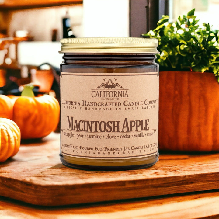 Macintosh Apple Scented Soy Wax Jar Candle | Green Leaves + Pear + Plum + Cinnamon + Sugar + Smoke - California Handcrafted